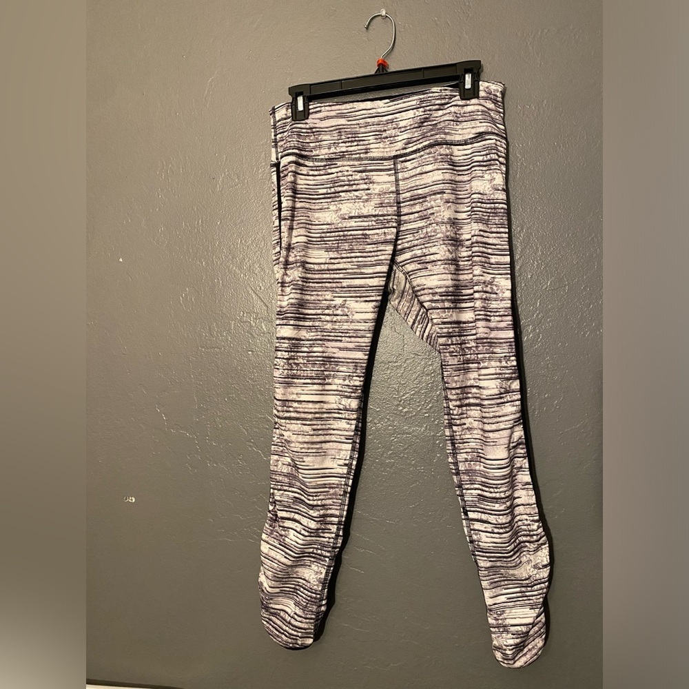 RBX Woman’s‎ Active Capris Striped Patterned Leggings Size Medium